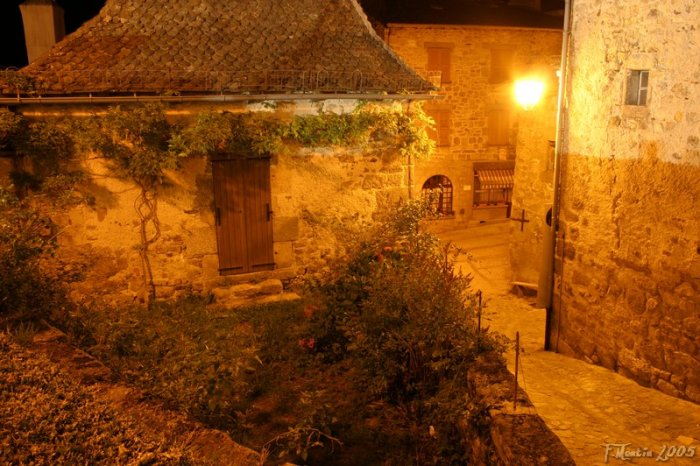 A côté de l'église